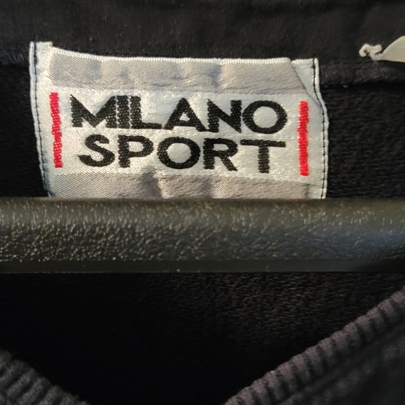 Black 4 button long-sleeve polo. Knit cuffs and hem in good shape Cotton XXL - Picture 3 of 3